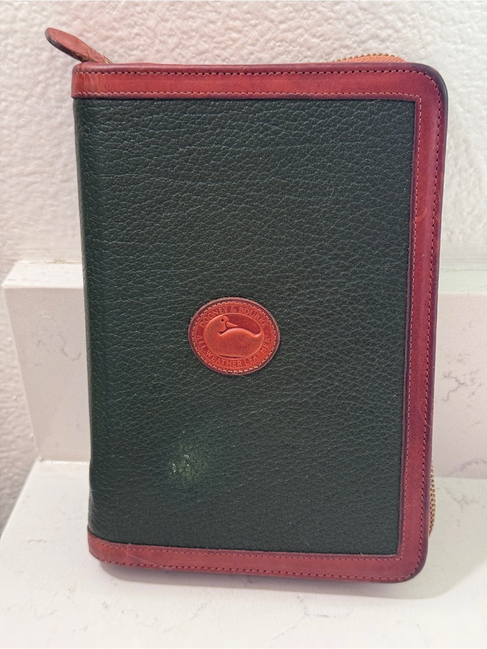 Vintage Dooney & Bourke All Weather Leather Zip Agenda Planner Green